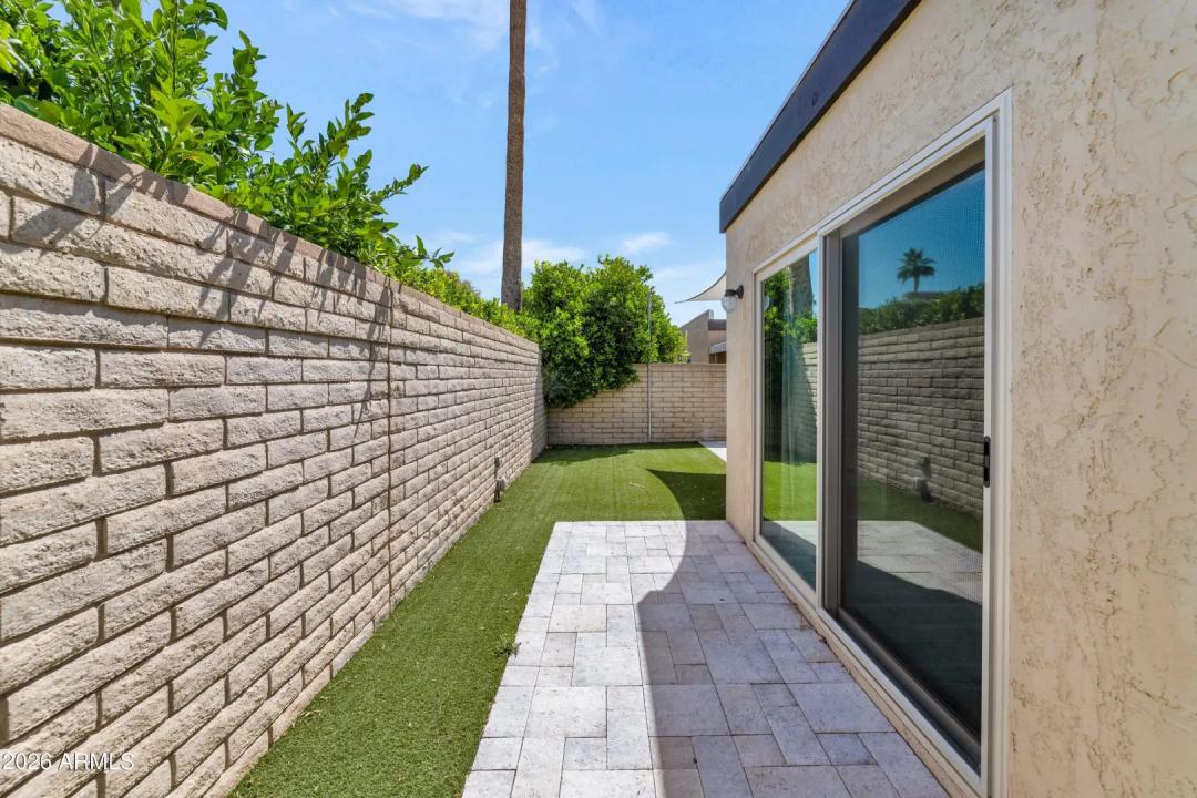 Real Estate Picture 27