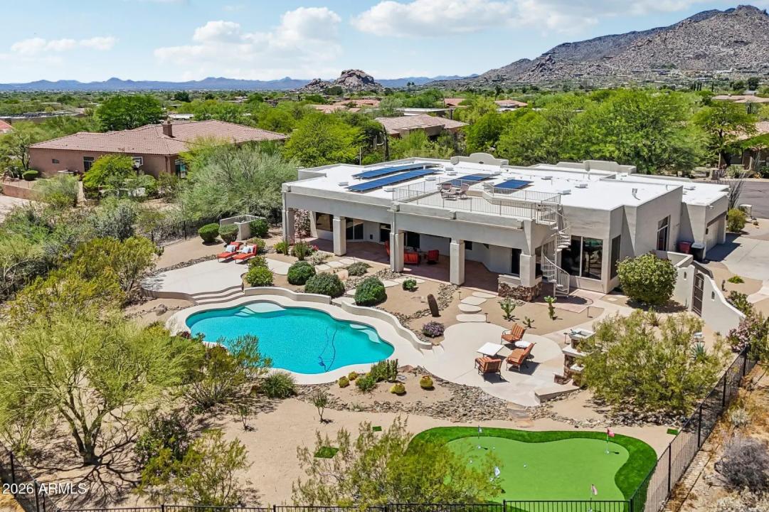 Real Estate Picture 1