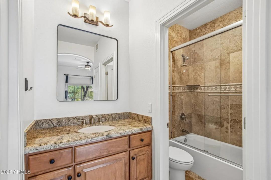 Real Estate Picture 25