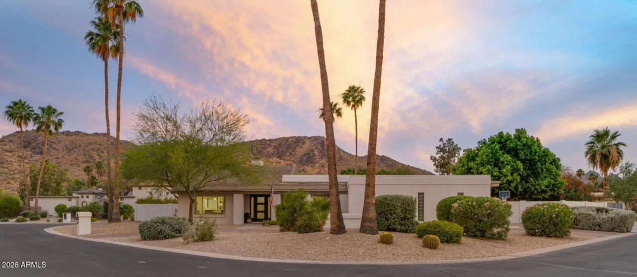 Real Estate Picture 3