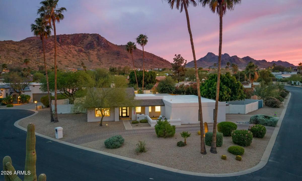 Real Estate Picture 7