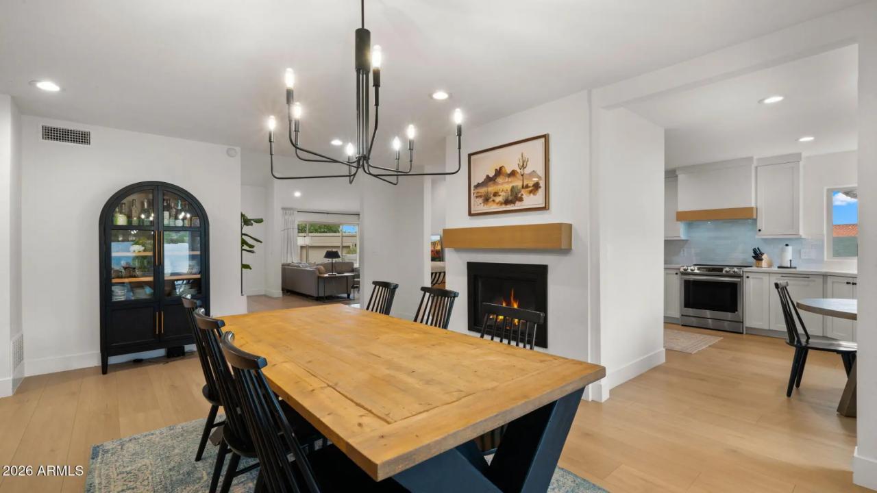 Real Estate Picture 18
