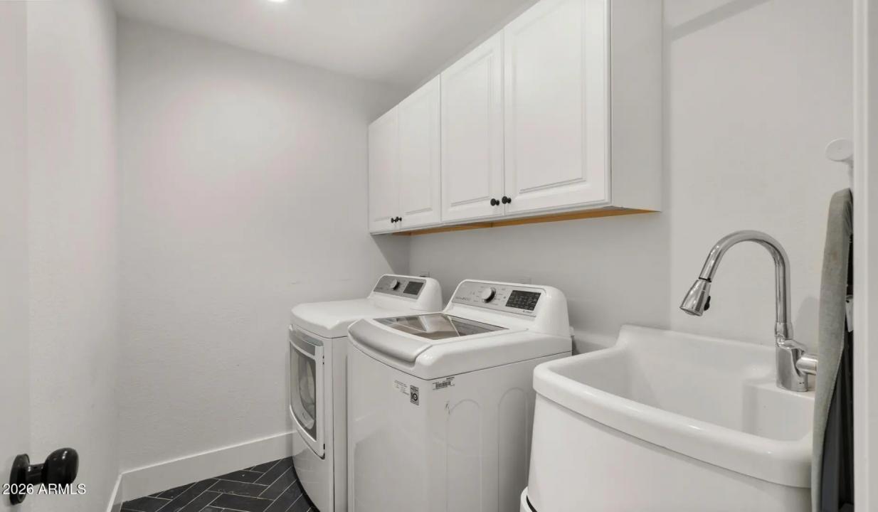Real Estate Picture 27