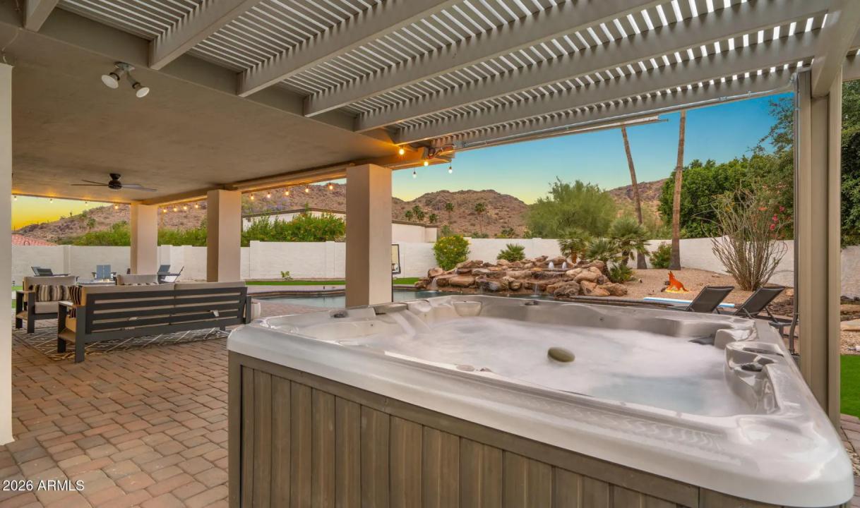 Real Estate Picture 37