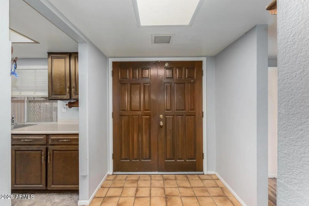 Real Estate Picture 8