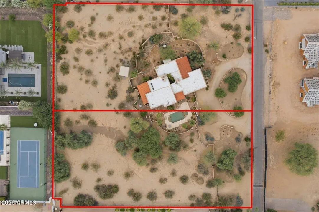 Real Estate Picture 6