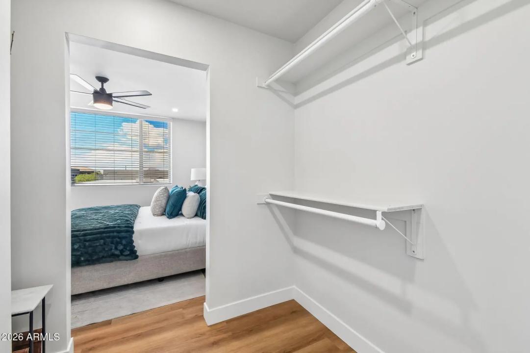 Real Estate Picture 10
