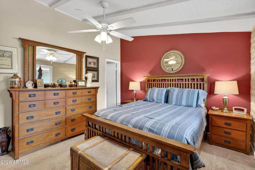 Real Estate Picture 13