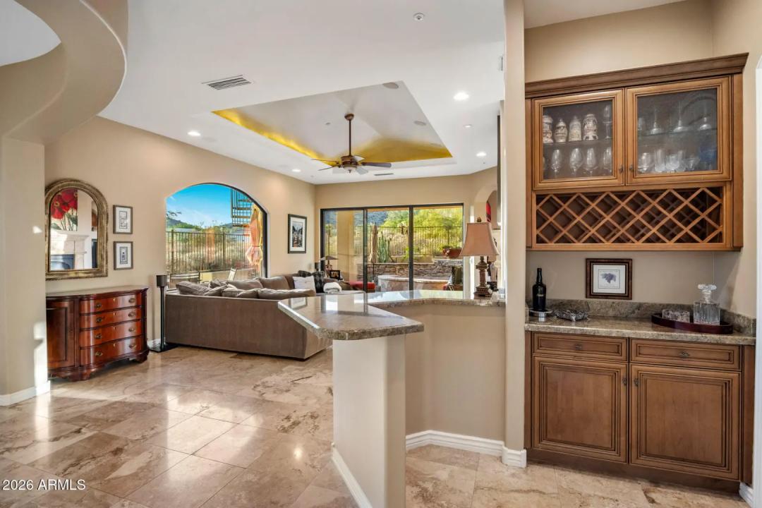 Real Estate Picture 15