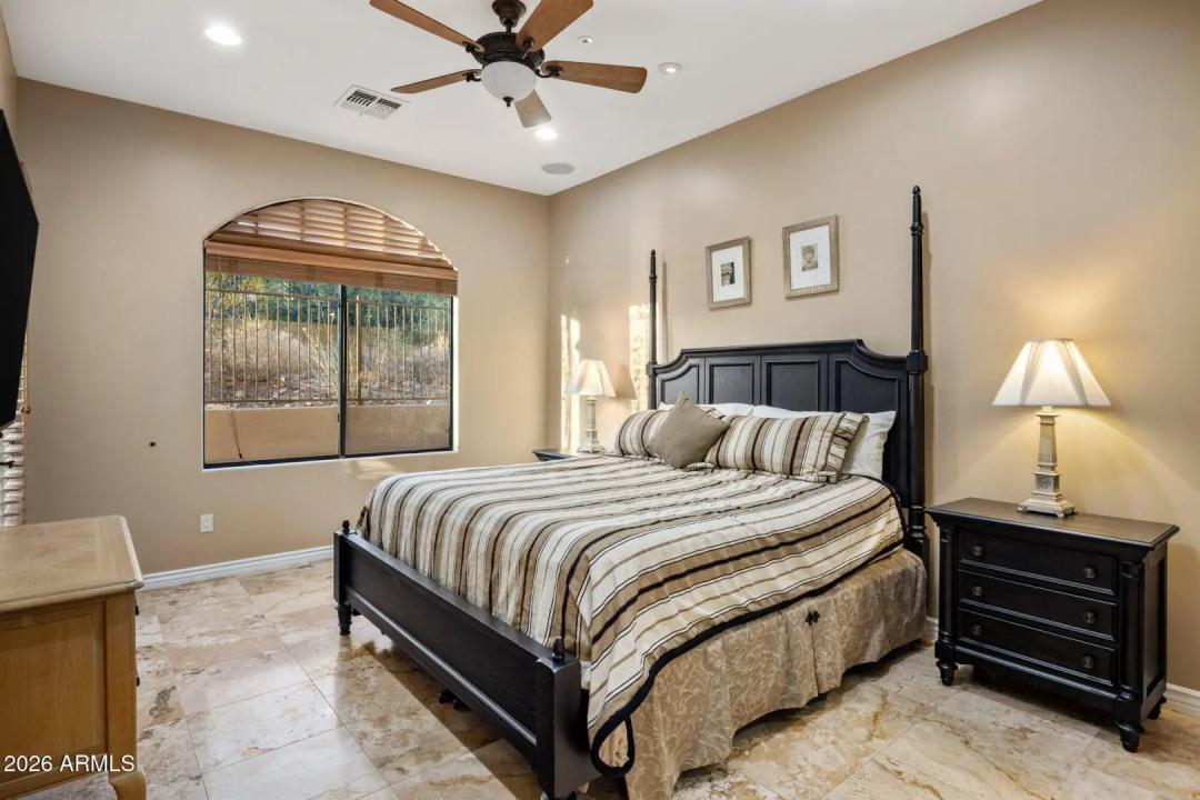 Real Estate Picture 20