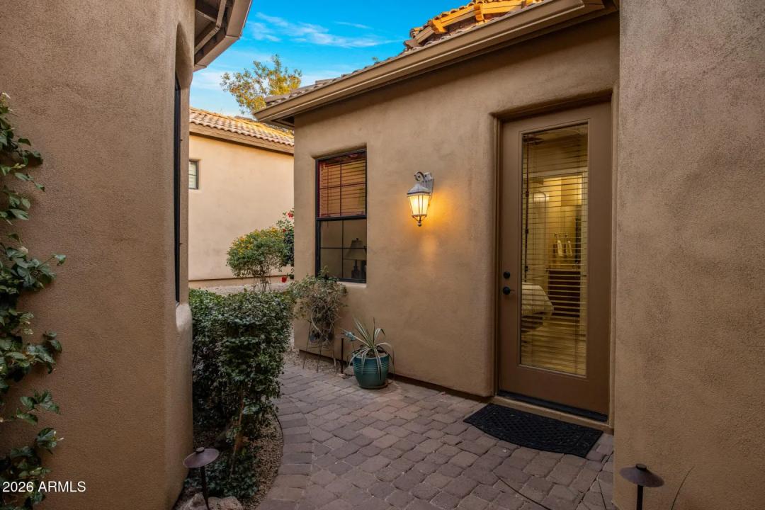 Real Estate Picture 28