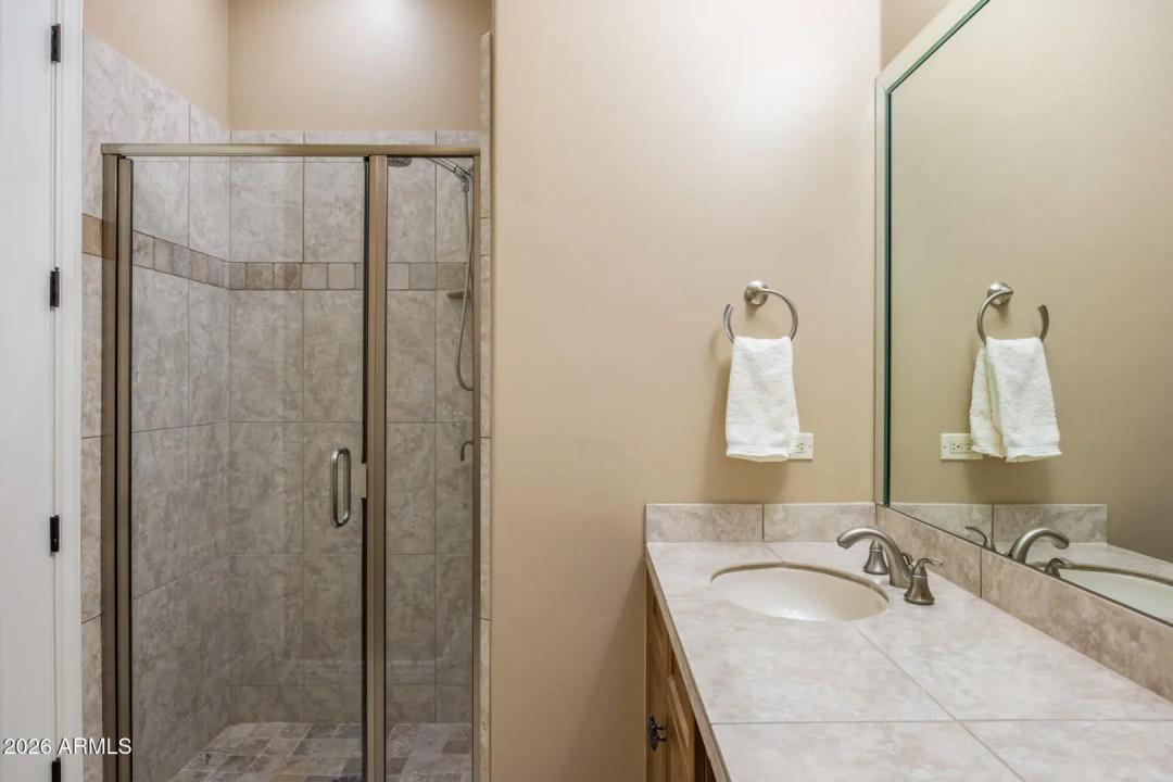 Real Estate Picture 30