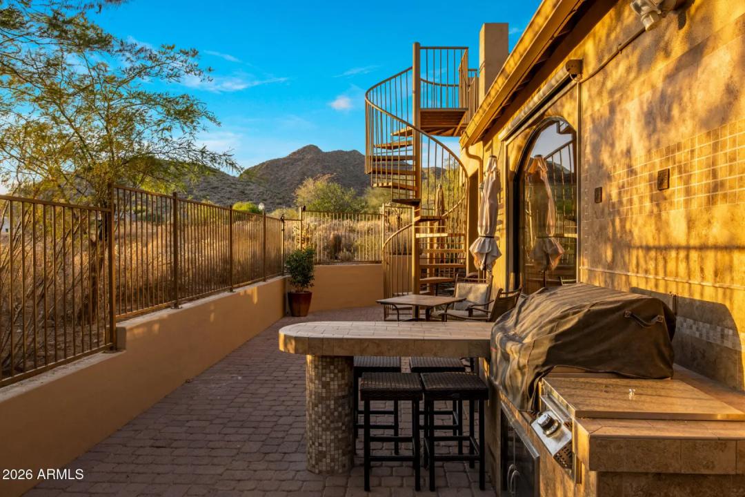 Real Estate Picture 38