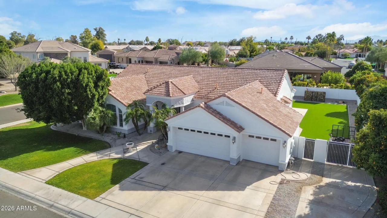 Real Estate Picture 2