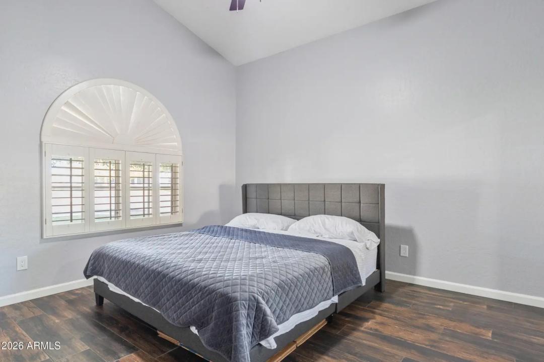 Real Estate Picture 27