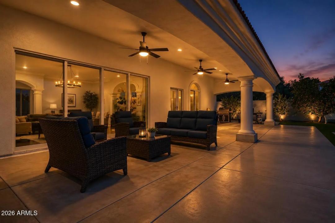 Real Estate Picture 7