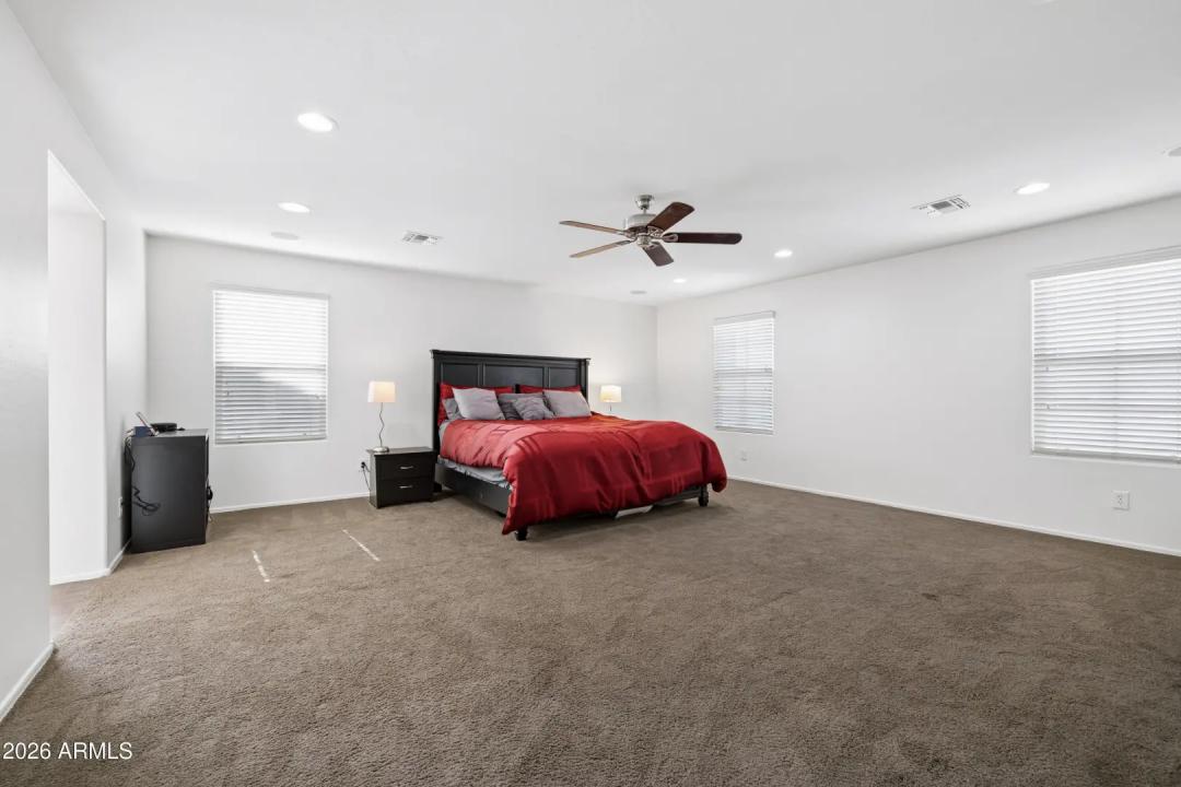 Real Estate Picture 26