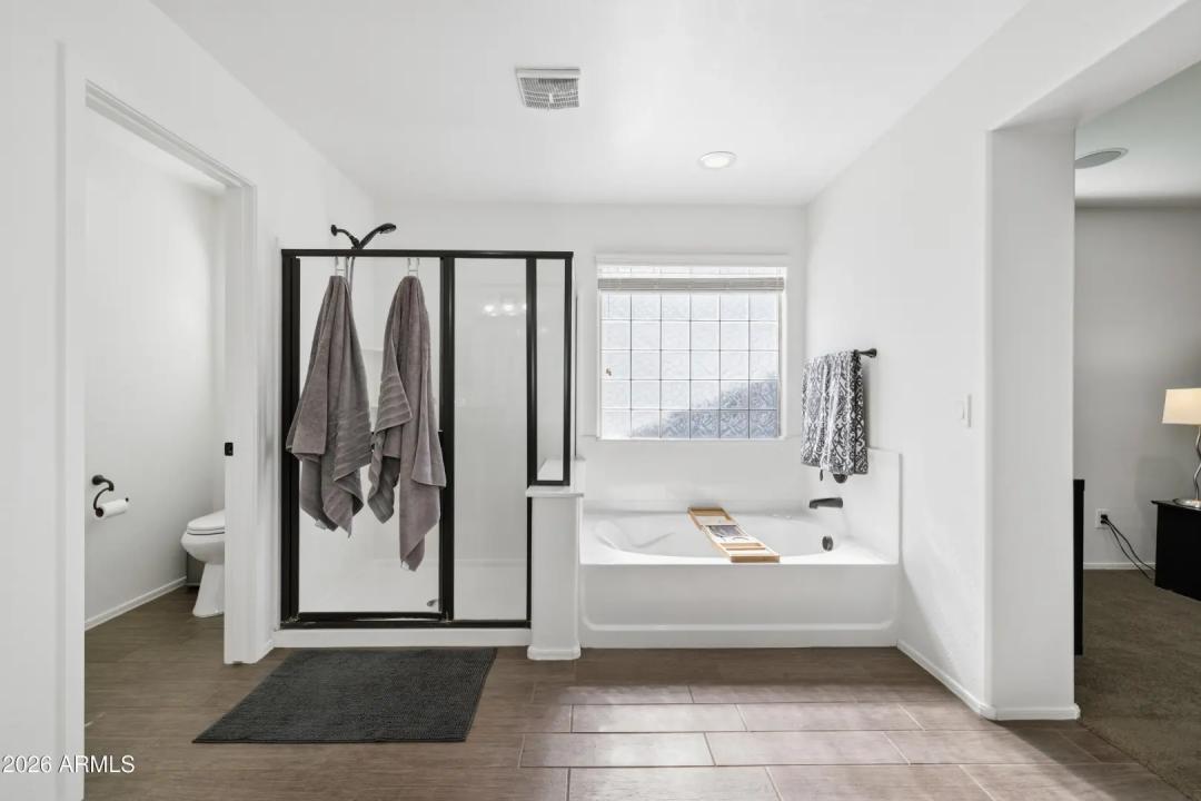 Real Estate Picture 30