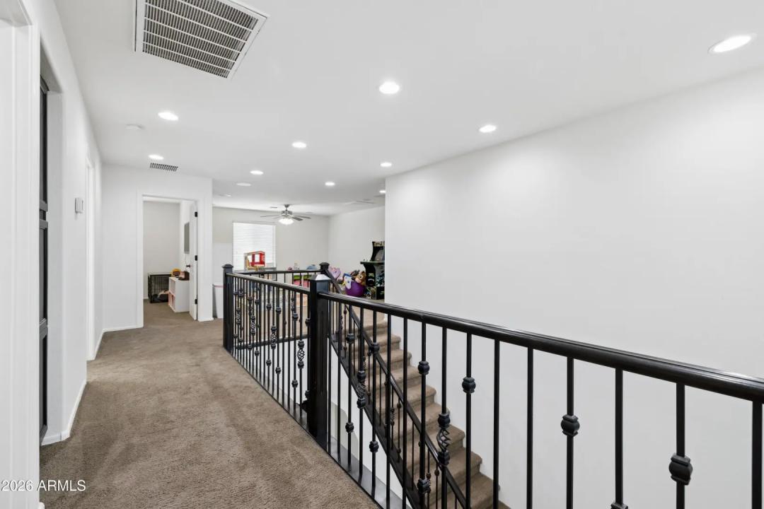 Real Estate Picture 42