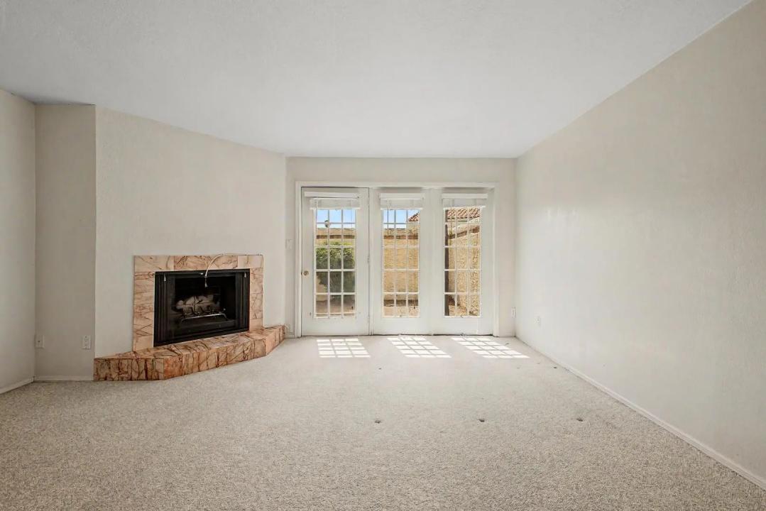 Real Estate Picture 5