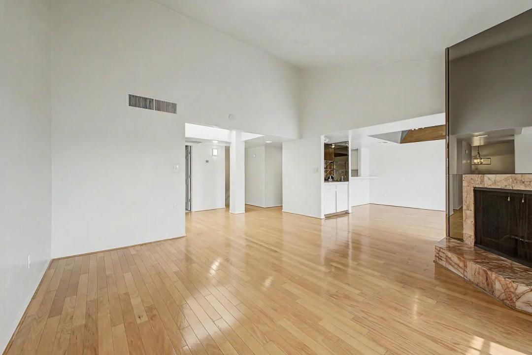 Real Estate Picture 27