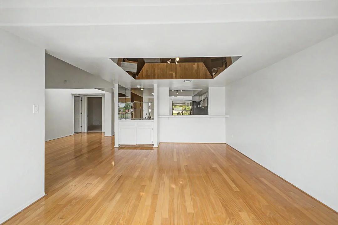 Real Estate Picture 33