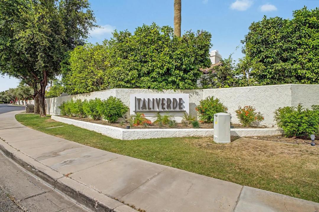 Real Estate Picture 3