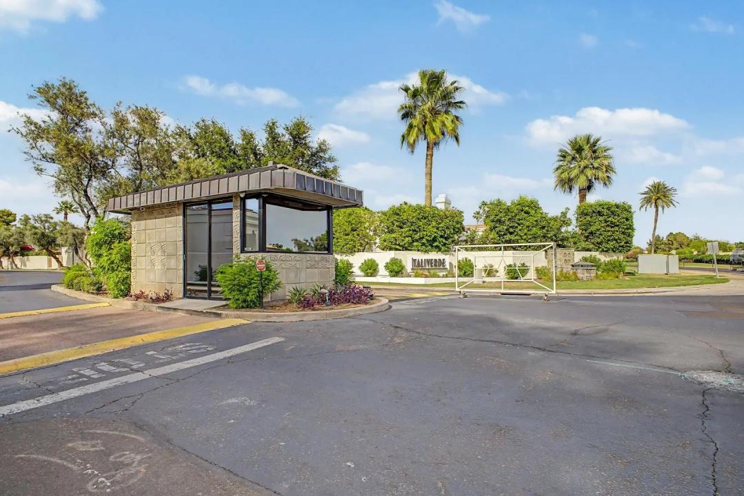 Real Estate Picture 2
