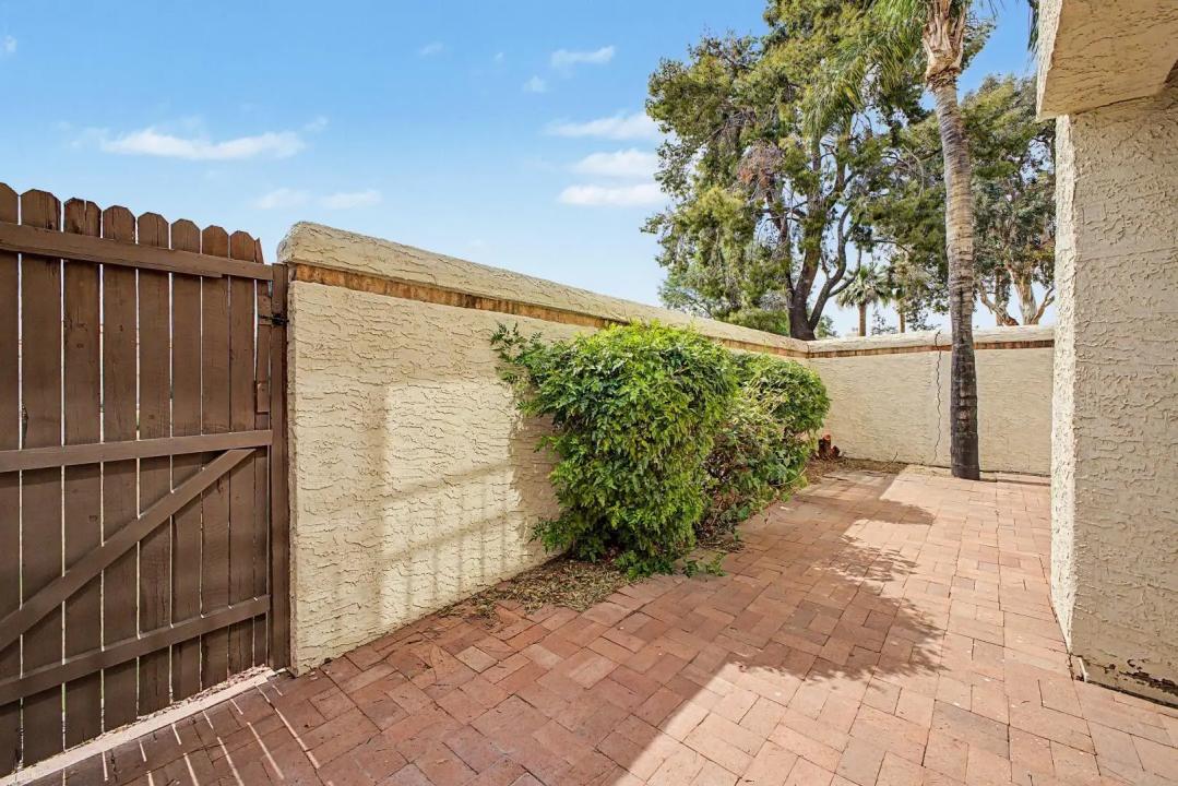 Real Estate Picture 42
