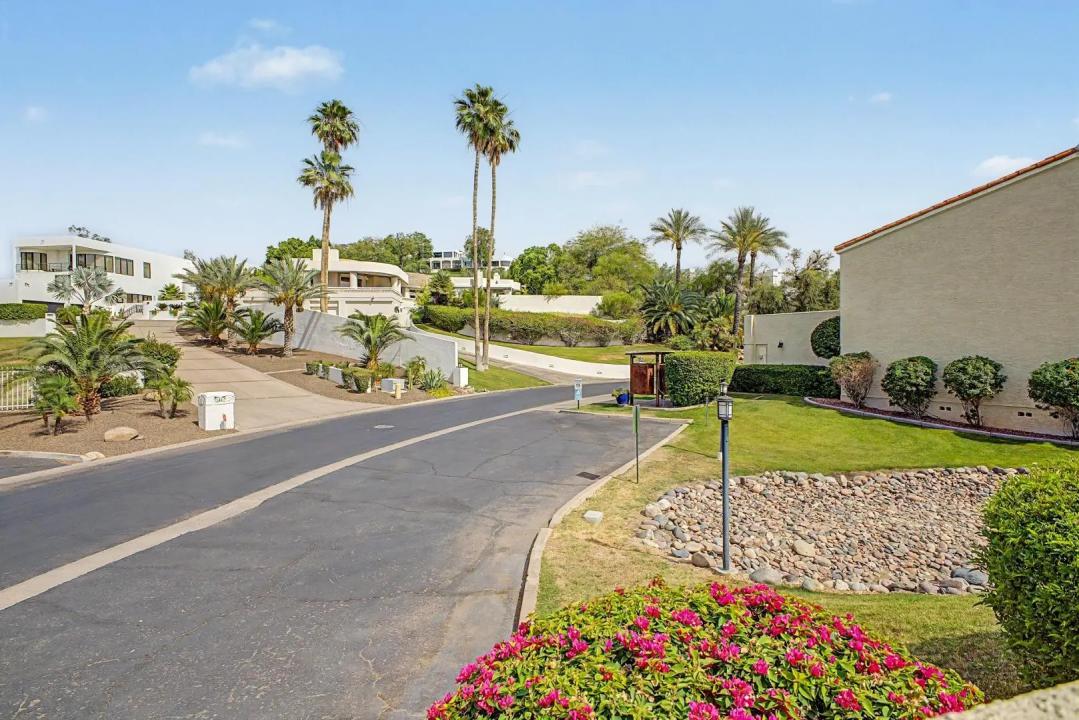 Real Estate Picture 44