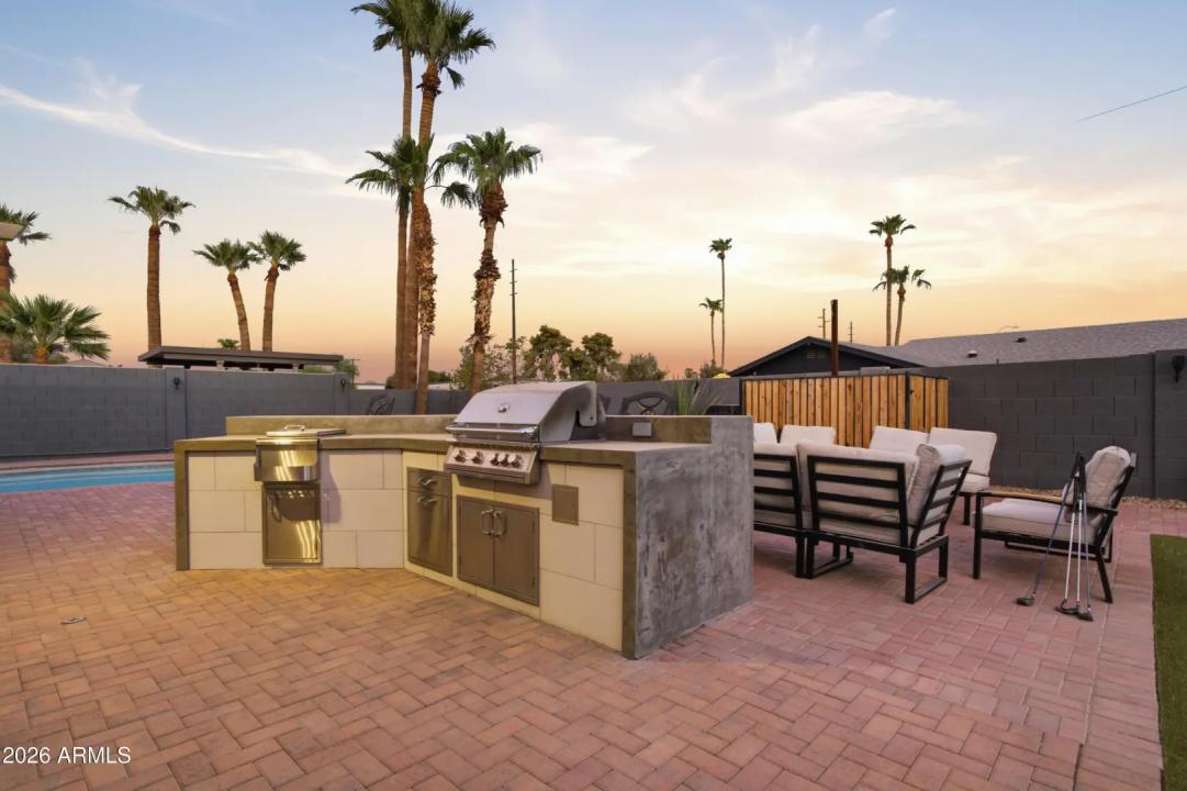 Real Estate Picture 36