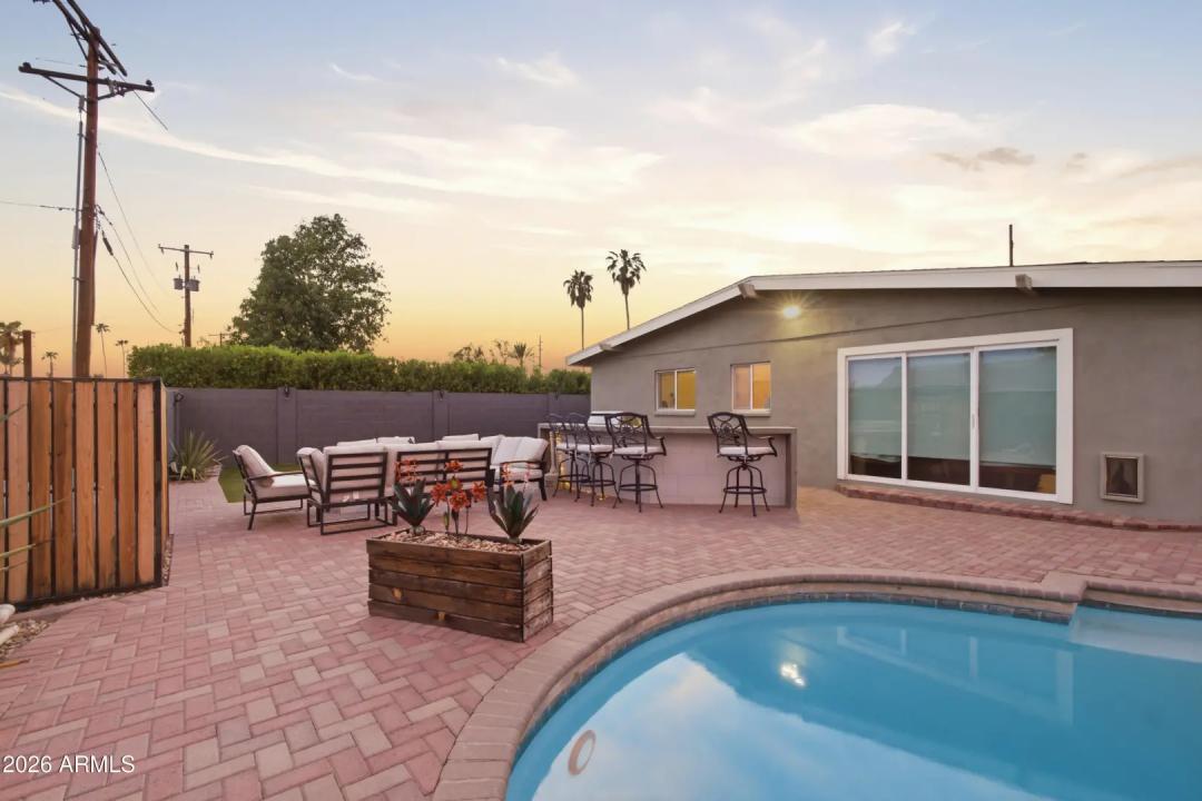 Real Estate Picture 42