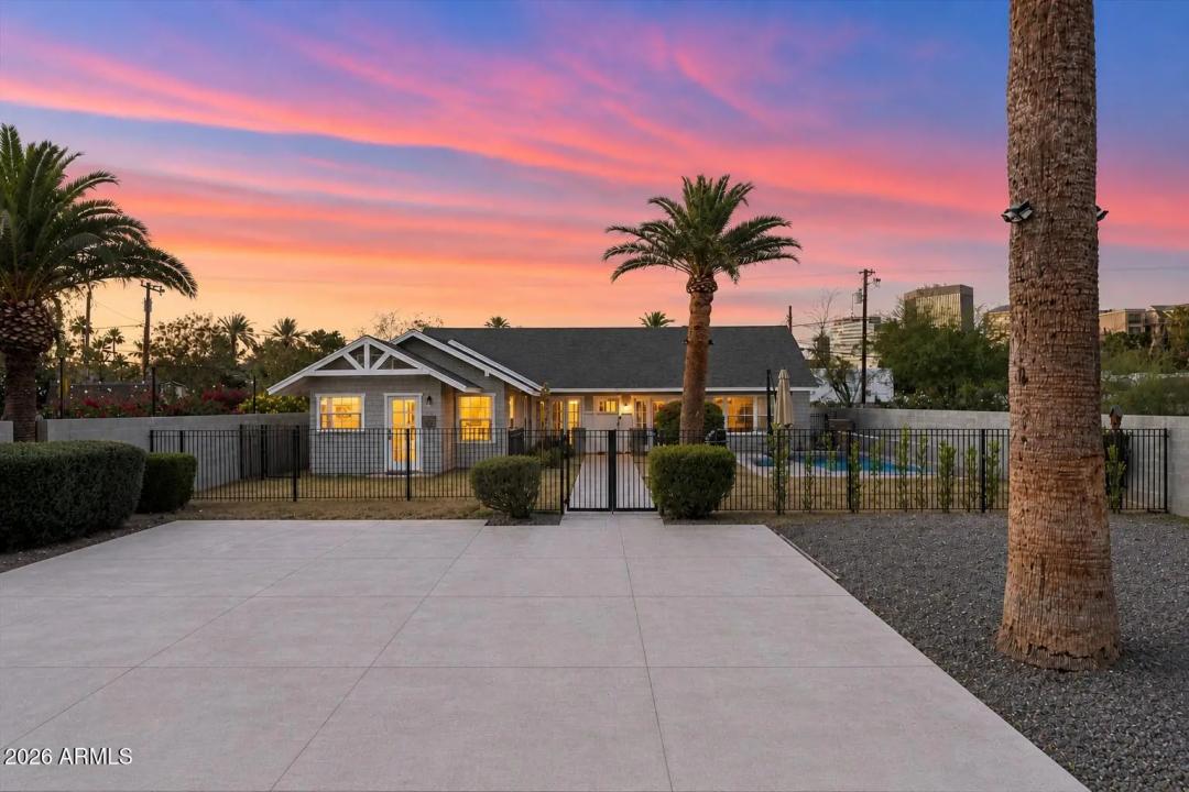 Real Estate Picture 1