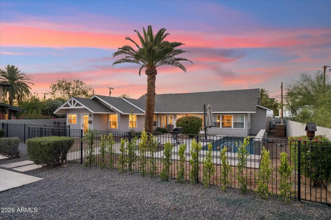 Real Estate Picture 2