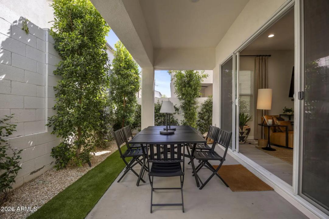 Real Estate Picture 26