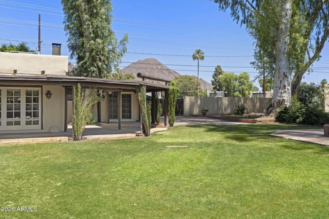 Real Estate Picture 29