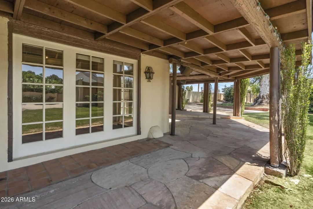 Real Estate Picture 26