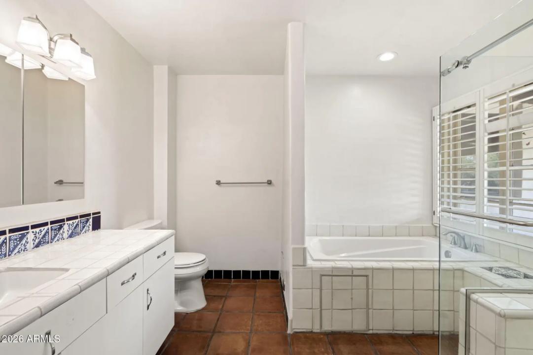 Real Estate Picture 20