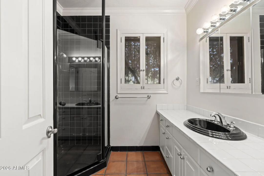 Real Estate Picture 21