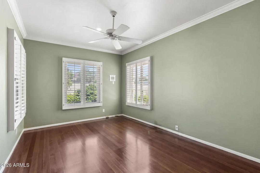 Real Estate Picture 19