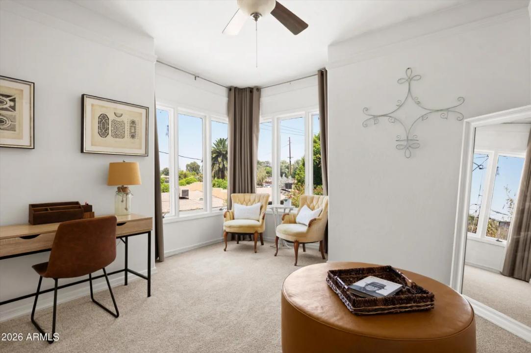 Real Estate Picture 13