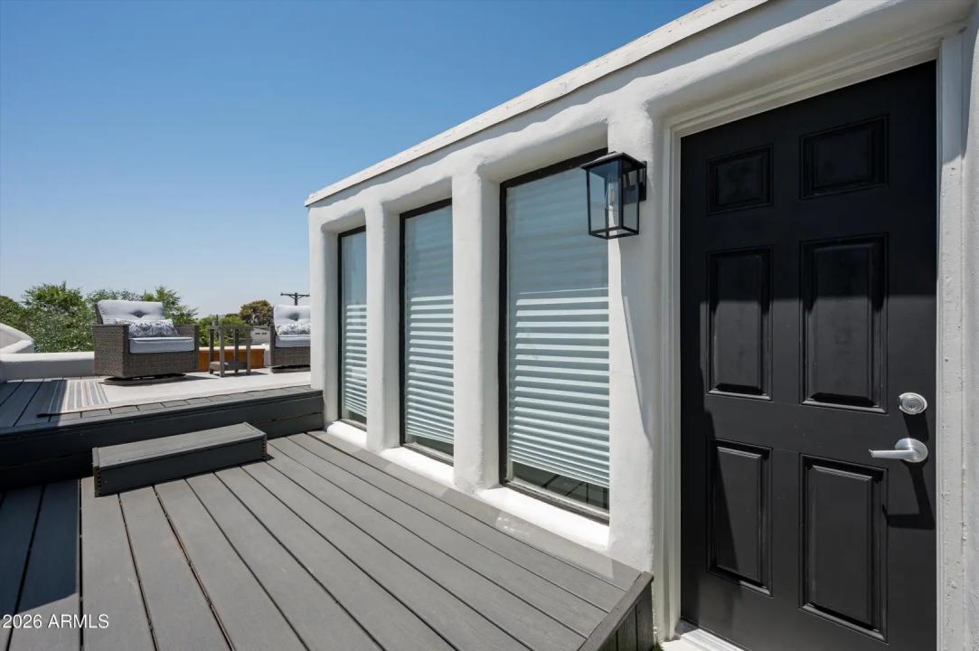 Real Estate Picture 19