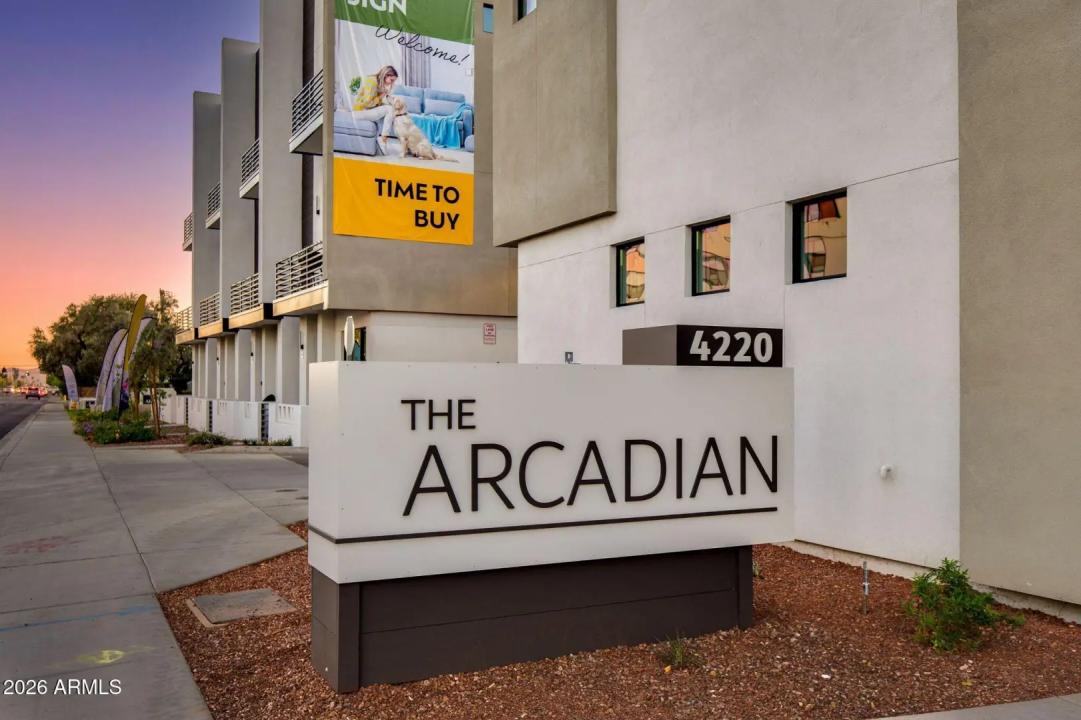 Real Estate Picture 1