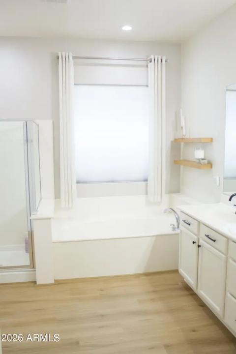 Real Estate Picture 9