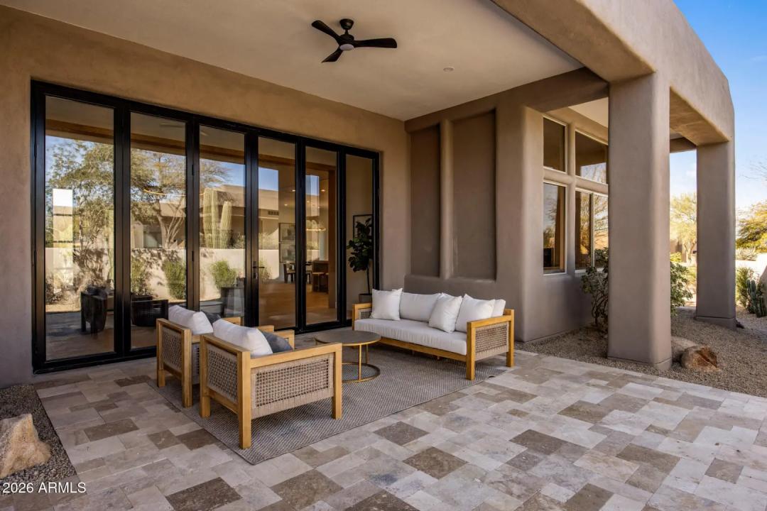 Real Estate Picture 15