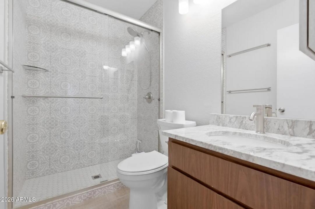 Real Estate Picture 14