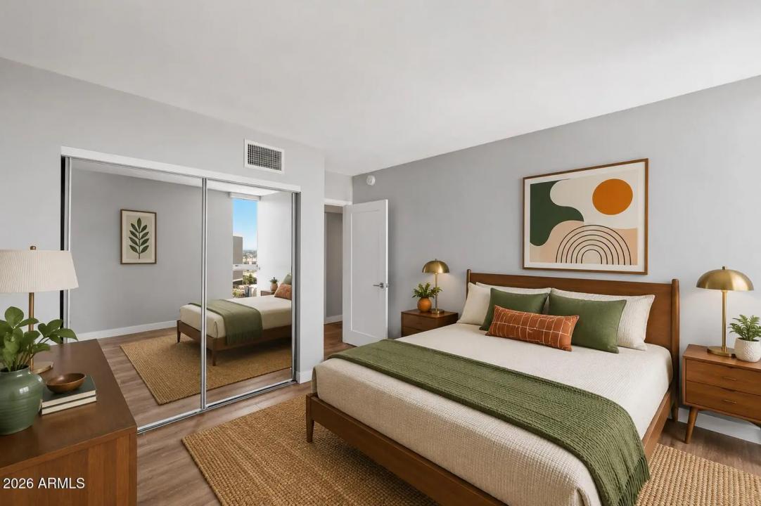 Real Estate Picture 13