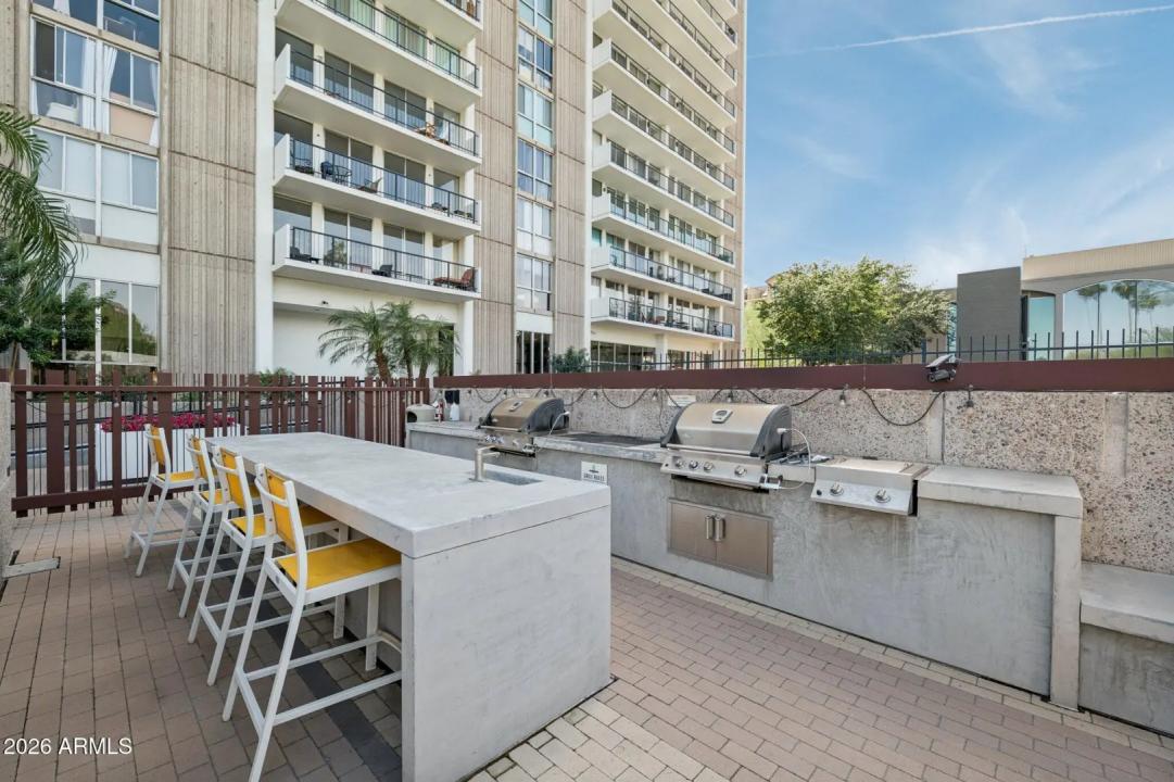 Real Estate Picture 26