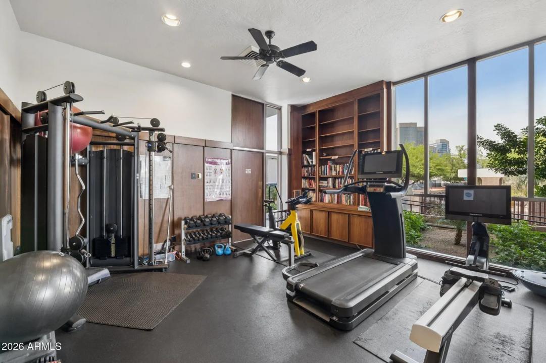 Real Estate Picture 29
