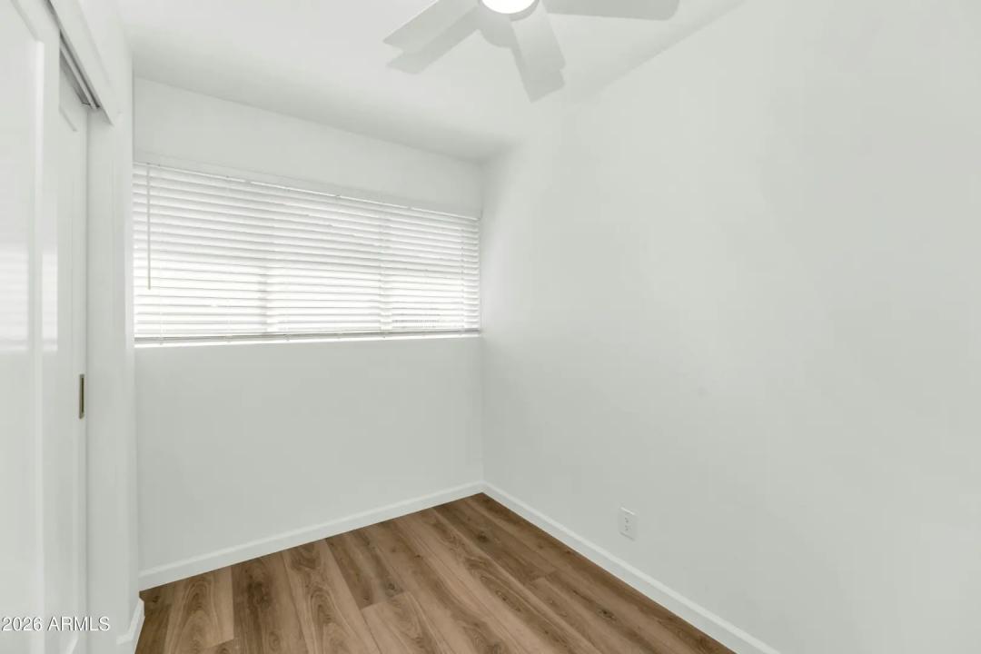 Real Estate Picture 22